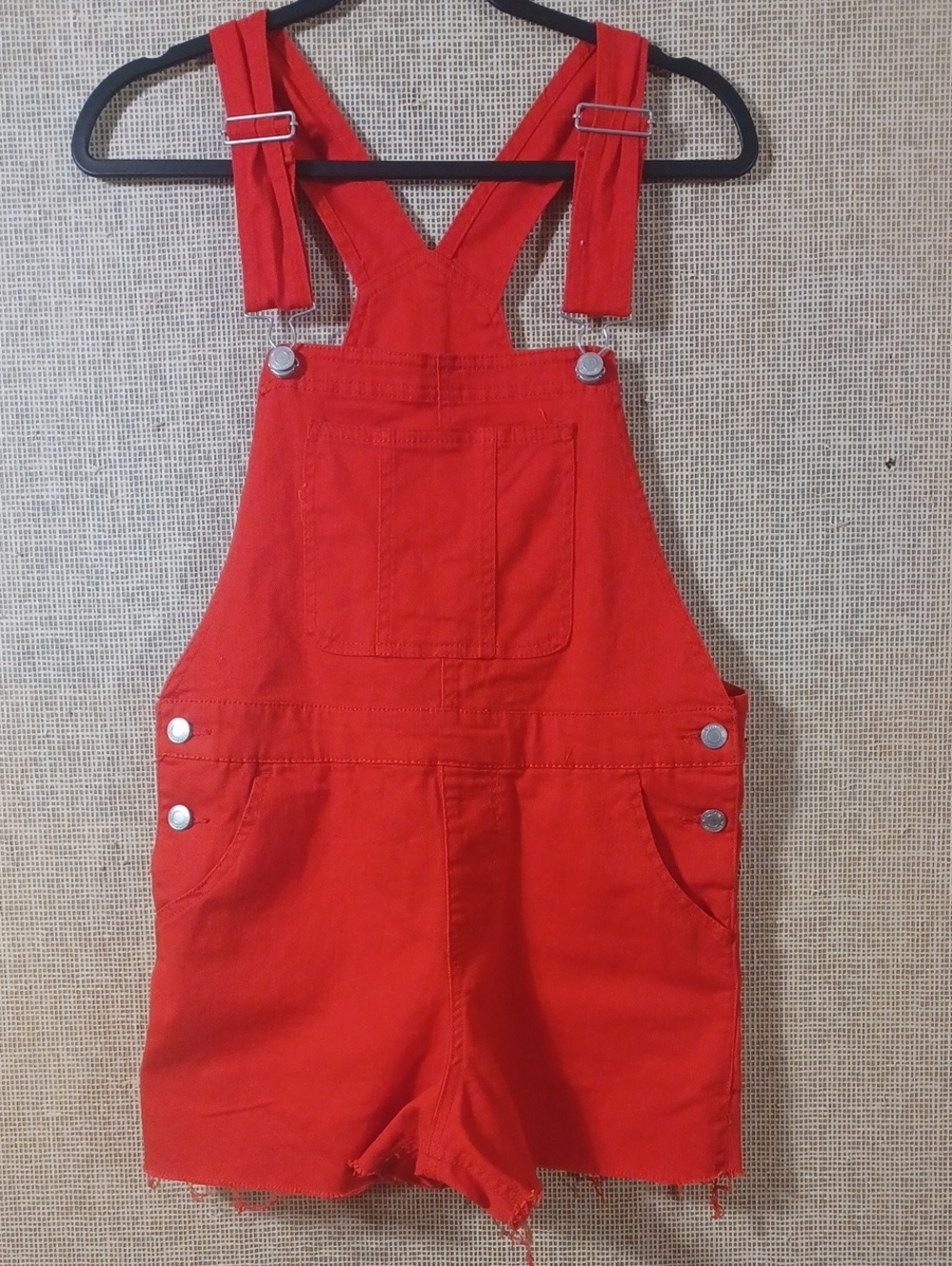 No Boundaries Red Denim Short Overalls - Picture 2 of 11